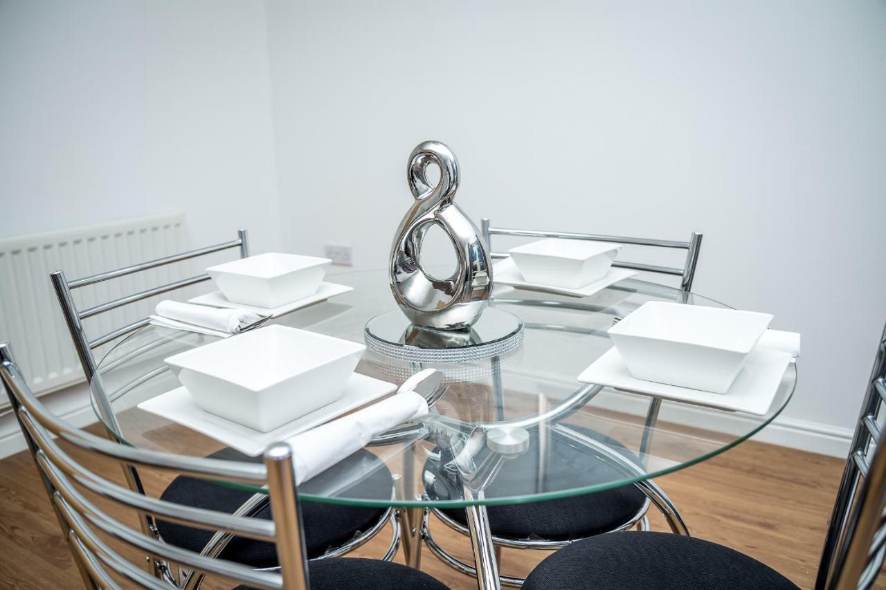 Luxuriant Apartments ノーザンプトン エクステリア 写真