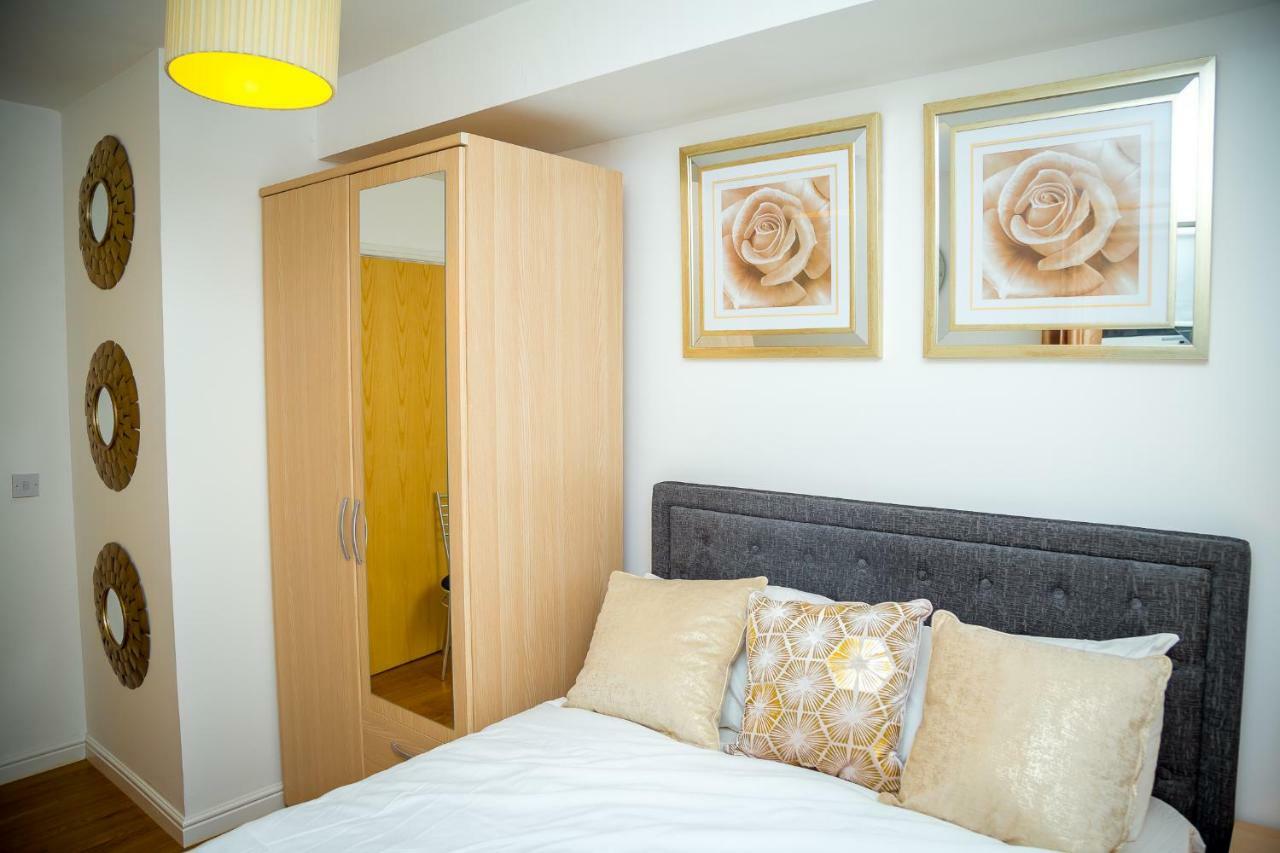 Luxuriant Apartments ノーザンプトン エクステリア 写真